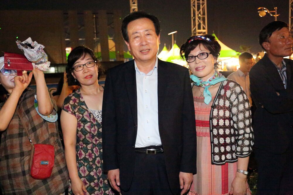 목포항구축제폐막기념촬영01(2016,8,2,삼학도).jpg