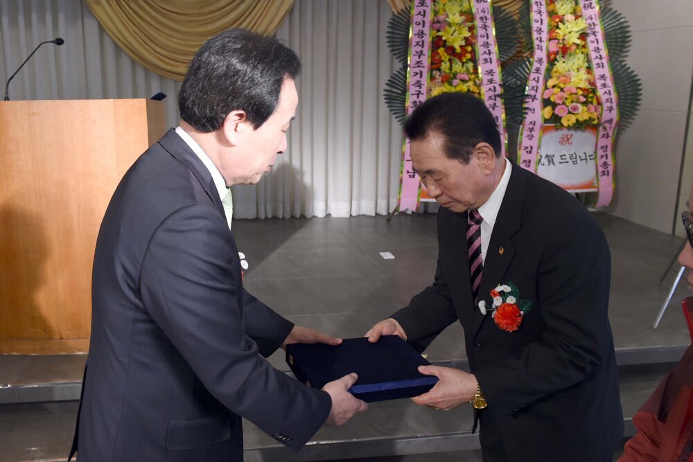 한국이용사회목포시지부제57차정기총회01(2017,4,25,신안비치호텔).jpg