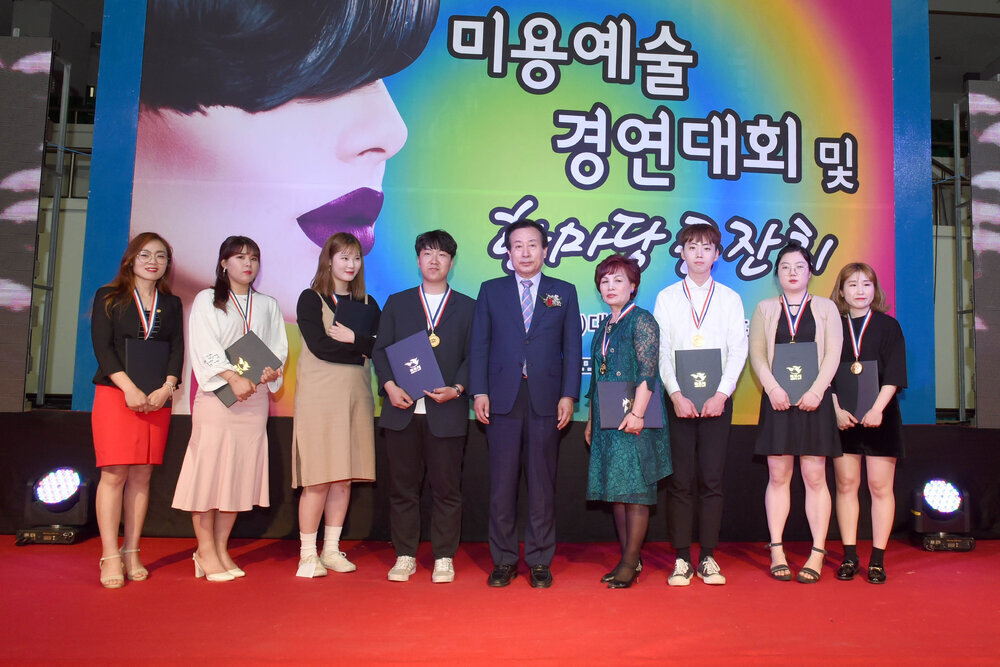 대한미용사회목포시지부미용예술경연대회28(2017,5,23,목포실내체육관).jpg