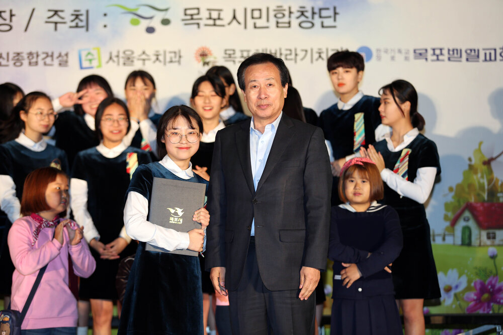 목포시어린이동요대회21(2017,10,22,평화광장).jpg