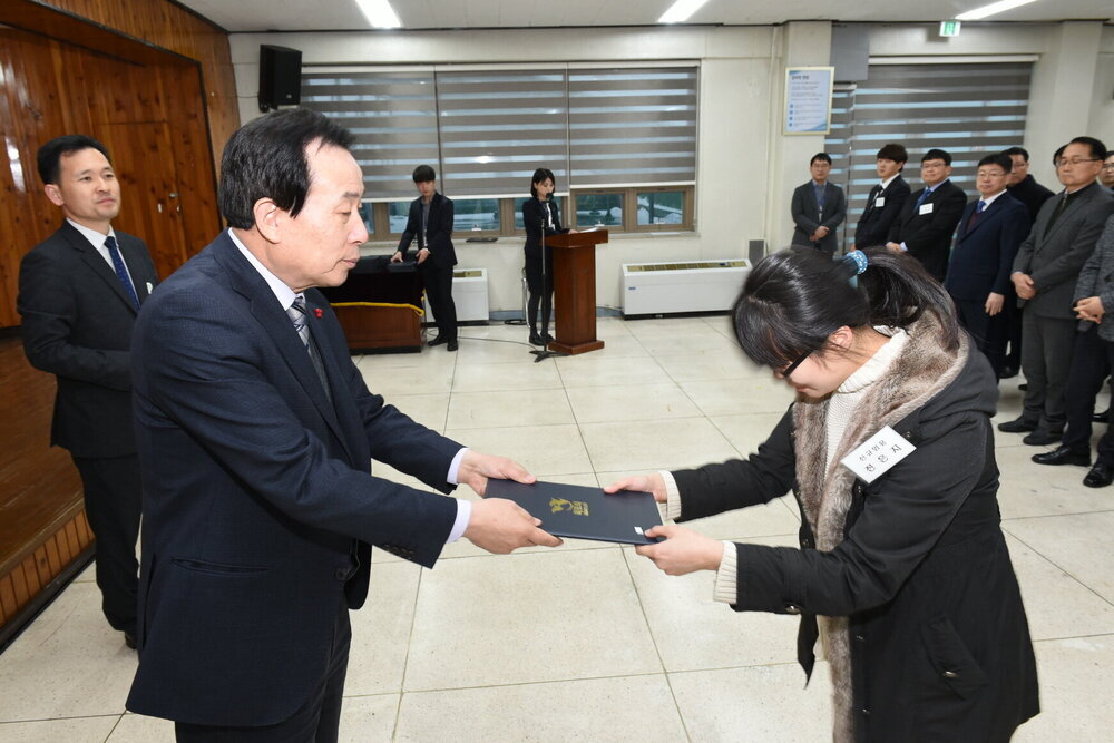 박홍률 목포시장 임용장 전달.