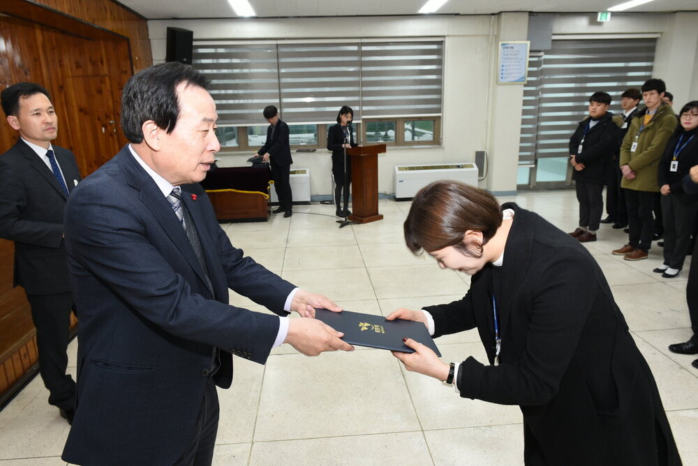박홍률 목포시장 임용장 전달.