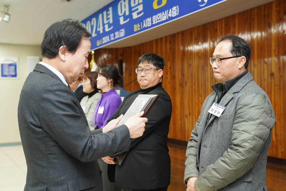 (12.20.상황실) 연말시상식-수상자 허정현